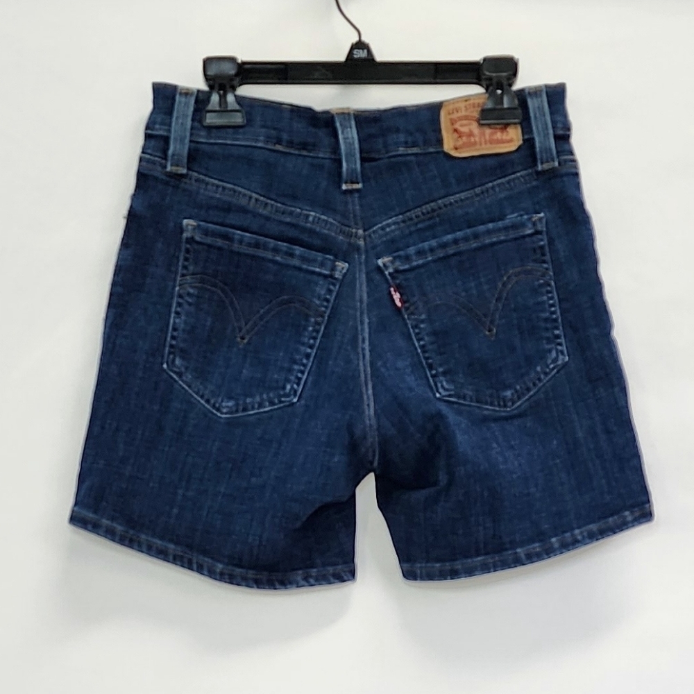 Levi's Medium Length Mid Rise Dark Wash Denim Jean Shorts - Picture 2 of 5